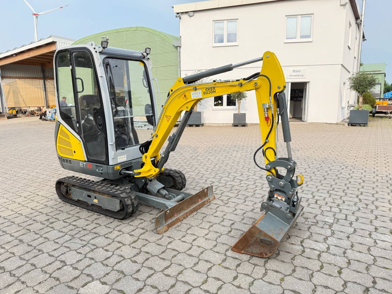 Wacker ET 18, Bj 23, 325 BH, Tilt MS01, GL, TOP - Mini bager: slika Wacker ET 18, Bj 23, 325 BH, Tilt MS01, GL, TOP - Mini bager Wacker ET 18, Bj 23, 325 BH, Tilt MS01, GL, TOP - Mini bager: slika Wacker ET 18, Bj 23, 325 BH, Tilt MS01, GL, TOP - Mini bager