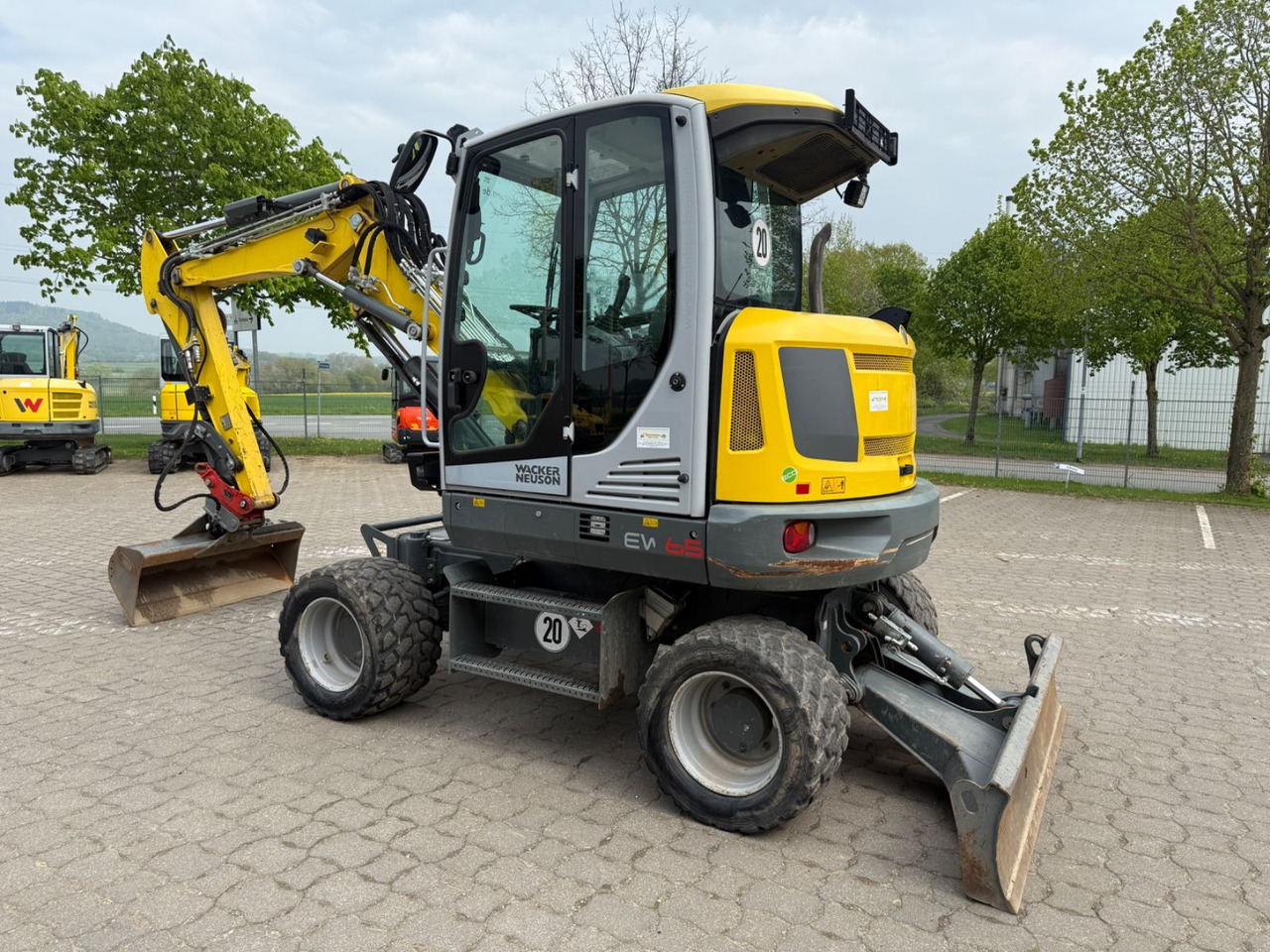 Wacker EW 65, Bj 18, 855 BH, VA, Breitreifen HS03, TOP - Bager na kotačima: slika Wacker EW 65, Bj 18, 855 BH, VA, Breitreifen HS03, TOP - Bager na kotačima Wacker EW 65, Bj 18, 855 BH, VA, Breitreifen HS03, TOP - Bager na kotačima: slika Wacker EW 65, Bj 18, 855 BH, VA, Breitreifen HS03, TOP - Bager na kotačima