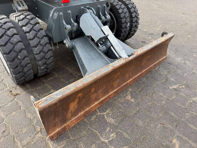 Wacker EW 65, Bj 23, 1200 BH, hydr. VA, Klima, wie neu - Bager na kotačima: slika Wacker EW 65, Bj 23, 1200 BH, hydr. VA, Klima, wie neu - Bager na kotačima Wacker EW 65, Bj 23, 1200 BH, hydr. VA, Klima, wie neu - Bager na kotačima: slika Wacker EW 65, Bj 23, 1200 BH, hydr. VA, Klima, wie neu - Bager na kotačima