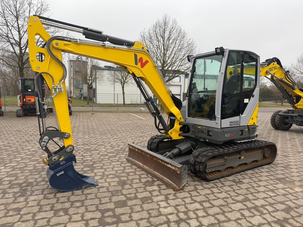 Wacker EZ 50, Bj 24, 300 BH, Gummiketten, HS03, TL - Mini bager: slika Wacker EZ 50, Bj 24, 300 BH, Gummiketten, HS03, TL - Mini bager Wacker EZ 50, Bj 24, 300 BH, Gummiketten, HS03, TL - Mini bager: slika Wacker EZ 50, Bj 24, 300 BH, Gummiketten, HS03, TL - Mini bager