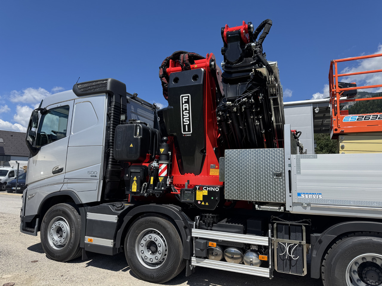 VOLVO Hiab Palfinger Fassi F1450-8 JIB-6 - Kamion s kranom: slika VOLVO Hiab Palfinger Fassi F1450-8 JIB-6 - Kamion s kranom VOLVO Hiab Palfinger Fassi F1450-8 JIB-6 - Kamion s kranom: slika VOLVO Hiab Palfinger Fassi F1450-8 JIB-6 - Kamion s kranom