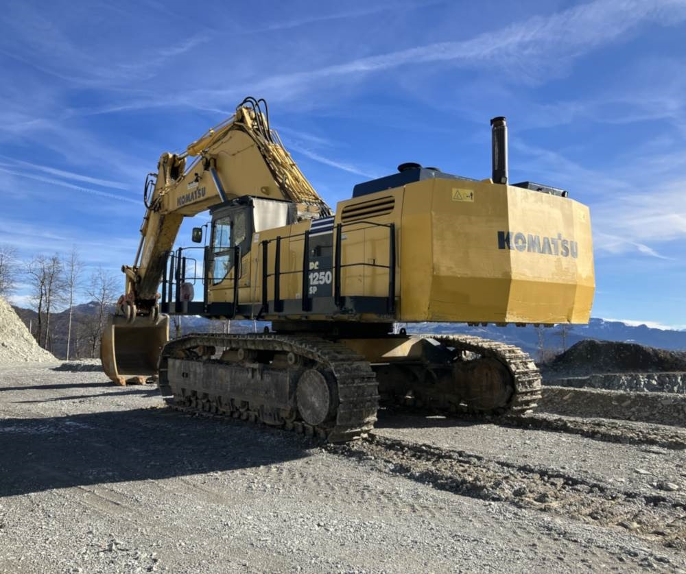 Komatsu PC1250-8 - Bager gusjeničar: slika Komatsu PC1250-8 - Bager gusjeničar Komatsu PC1250-8 - Bager gusjeničar: slika Komatsu PC1250-8 - Bager gusjeničar