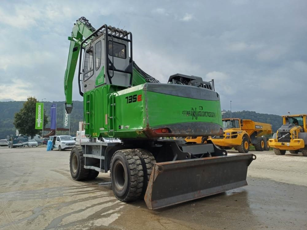 Sennebogen 735E - Stroj za rukovanje otpadom: slika Sennebogen 735E - Stroj za rukovanje otpadom Sennebogen 735E - Stroj za rukovanje otpadom: slika Sennebogen 735E - Stroj za rukovanje otpadom