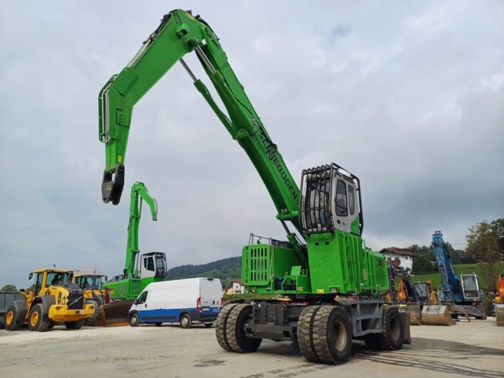 Sennebogen 735E - Stroj za rukovanje otpadom: slika Sennebogen 735E - Stroj za rukovanje otpadom Sennebogen 735E - Stroj za rukovanje otpadom: slika Sennebogen 735E - Stroj za rukovanje otpadom