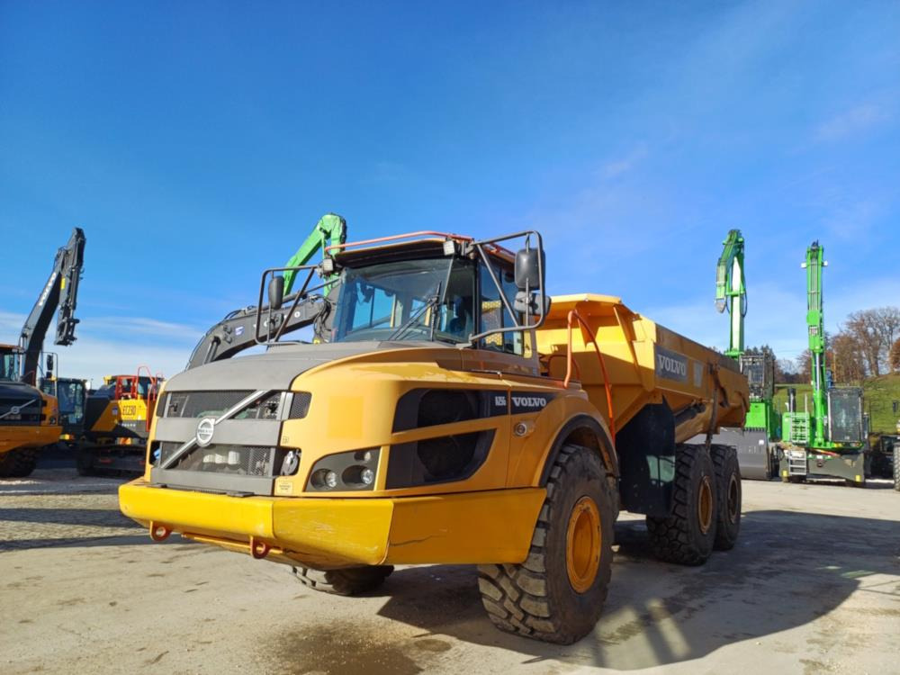 Volvo A25G - Zglobni istovarivač: slika Volvo A25G - Zglobni istovarivač Volvo A25G - Zglobni istovarivač: slika Volvo A25G - Zglobni istovarivač
