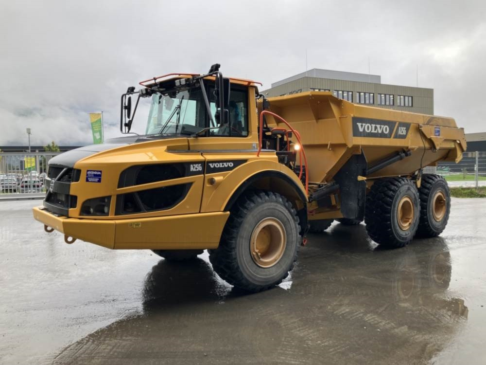 Volvo A25G - Zglobni istovarivač: slika Volvo A25G - Zglobni istovarivač Volvo A25G - Zglobni istovarivač: slika Volvo A25G - Zglobni istovarivač