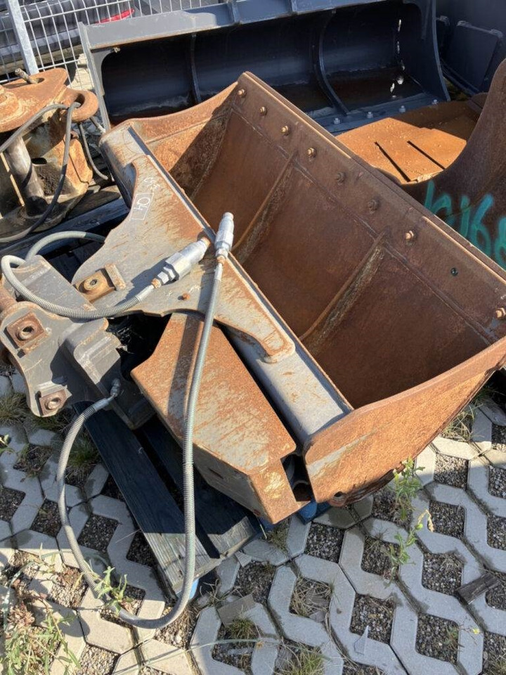 Volvo Böschungslöffel hydr. - Rovokopač-utovarivač: slika Volvo Böschungslöffel hydr. - Rovokopač-utovarivač Volvo Böschungslöffel hydr. - Rovokopač-utovarivač: slika Volvo Böschungslöffel hydr. - Rovokopač-utovarivač