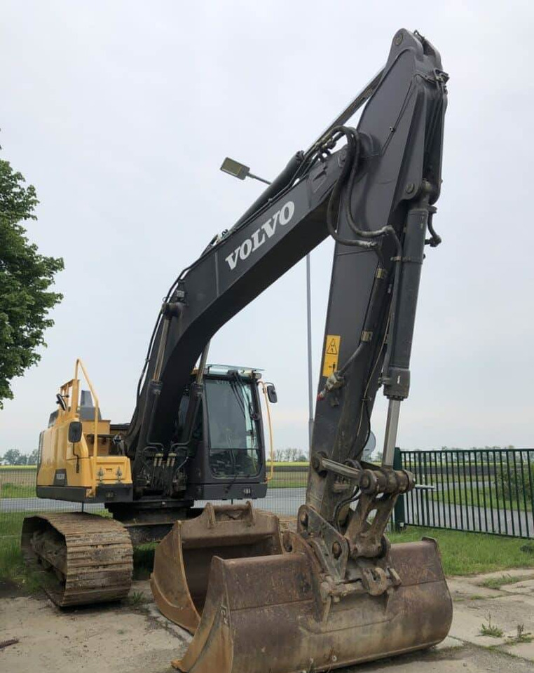 Volvo EC220EL - Bager gusjeničar: slika Volvo EC220EL - Bager gusjeničar Volvo EC220EL - Bager gusjeničar: slika Volvo EC220EL - Bager gusjeničar