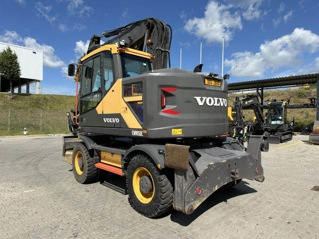 Volvo EWR150E - Bager na kotačima: slika  Volvo EWR150E - Bager na kotačima Volvo EWR150E - Bager na kotačima: slika  Volvo EWR150E - Bager na kotačima