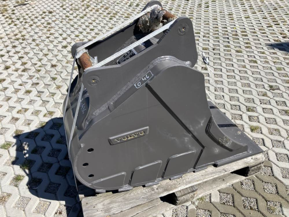 Volvo Tieflöffel mit Messer S50 - Rovokopač-utovarivač: slika Volvo Tieflöffel mit Messer S50 - Rovokopač-utovarivač Volvo Tieflöffel mit Messer S50 - Rovokopač-utovarivač: slika Volvo Tieflöffel mit Messer S50 - Rovokopač-utovarivač
