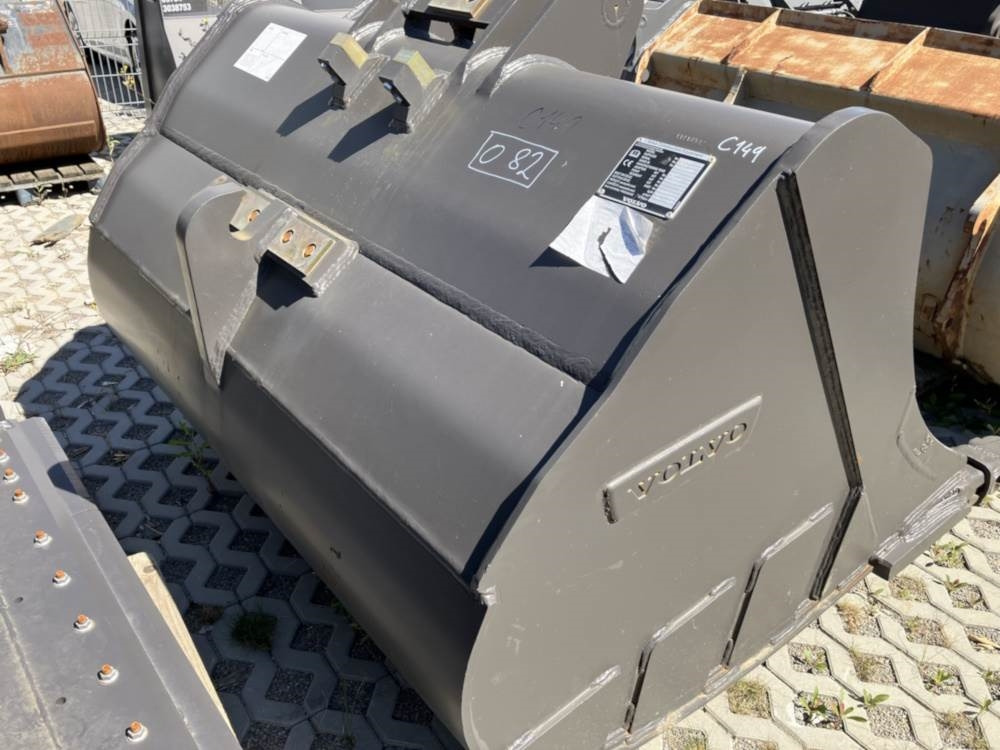 Volvo Tieflöffel mit Zähne S2 - Rovokopač-utovarivač: slika Volvo Tieflöffel mit Zähne S2 - Rovokopač-utovarivač Volvo Tieflöffel mit Zähne S2 - Rovokopač-utovarivač: slika Volvo Tieflöffel mit Zähne S2 - Rovokopač-utovarivač