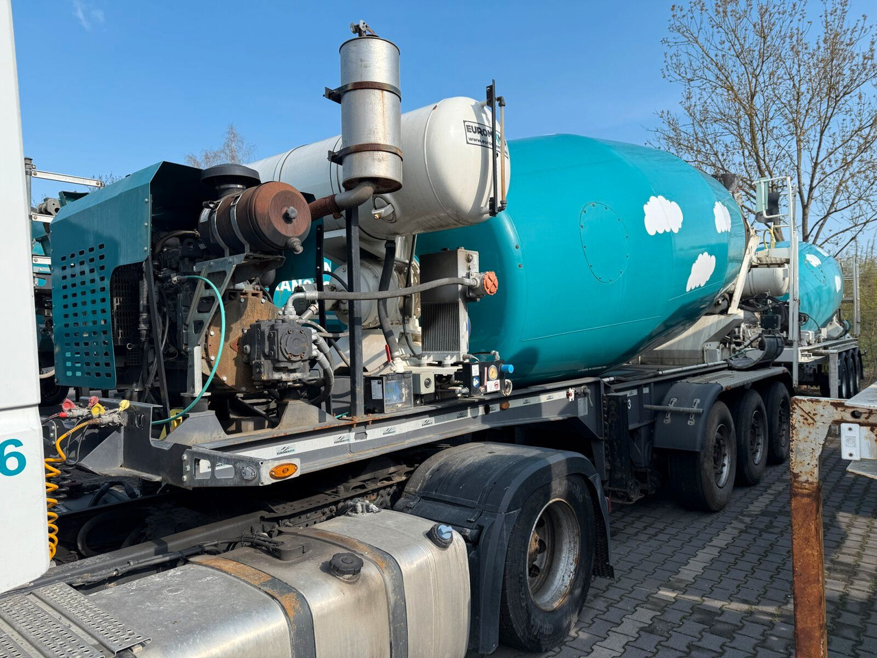 Betonmischer-Auflieger Euromix 12 m³ mit Motor - Automješalica: slika Betonmischer-Auflieger Euromix 12 m³ mit Motor - Automješalica Betonmischer-Auflieger Euromix 12 m³ mit Motor - Automješalica: slika Betonmischer-Auflieger Euromix 12 m³ mit Motor - Automješalica