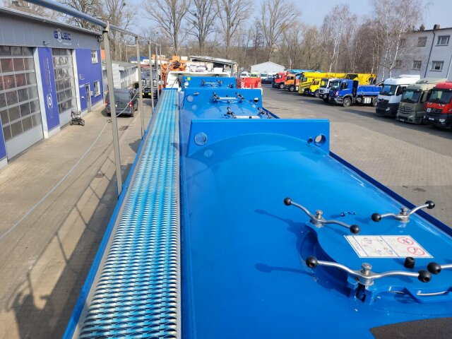Feldbinder EUT 56.3 Silo 56.000 L 3 Achse - Silos poluprikolica: slika Feldbinder EUT 56.3 Silo 56.000 L 3 Achse - Silos poluprikolica Feldbinder EUT 56.3 Silo 56.000 L 3 Achse - Silos poluprikolica: slika Feldbinder EUT 56.3 Silo 56.000 L 3 Achse - Silos poluprikolica