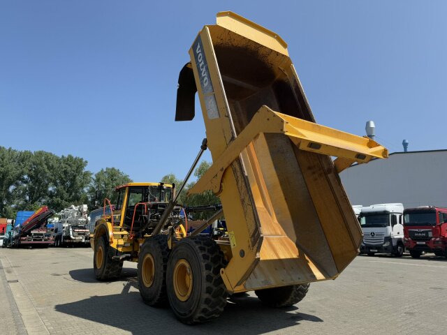 Volvo A25G Dumper 9.570 h Baujahr 2021 - Građevinski strojevi: slika Volvo A25G Dumper 9.570 h Baujahr 2021 - Građevinski strojevi Volvo A25G Dumper 9.570 h Baujahr 2021 - Građevinski strojevi: slika Volvo A25G Dumper 9.570 h Baujahr 2021 - Građevinski strojevi