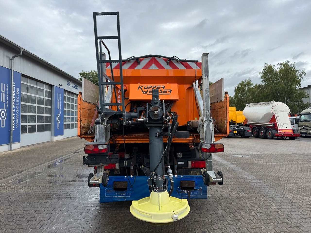 Iveco TRAKKER Kipper Kran TEREX 85.2 Winterdienst - Kiper, Kamion s kranom: slika Iveco TRAKKER Kipper Kran TEREX 85.2 Winterdienst - Kiper, Kamion s kranom Iveco TRAKKER Kipper Kran TEREX 85.2 Winterdienst - Kiper, Kamion s kranom: slika Iveco TRAKKER Kipper Kran TEREX 85.2 Winterdienst - Kiper, Kamion s kranom
