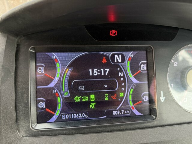 Komatsu WA 470-7 Radlader 24 Ton Schaufel 4.5 m³ *Waage - Utovarivač na kotačima: slika Komatsu WA 470-7 Radlader 24 Ton Schaufel 4.5 m³ *Waage - Utovarivač na kotačima Komatsu WA 470-7 Radlader 24 Ton Schaufel 4.5 m³ *Waage - Utovarivač na kotačima: slika Komatsu WA 470-7 Radlader 24 Ton Schaufel 4.5 m³ *Waage - Utovarivač na kotačima