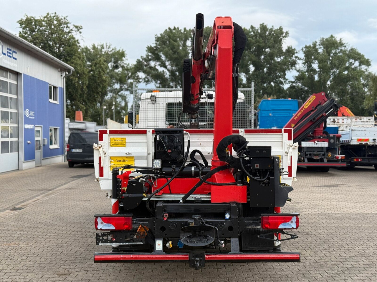 MAN TGL 8.220 4x2 Kipper Kran Palfinger 7.001-K A - Kamion s kranom, Kiper: slika MAN TGL 8.220 4x2 Kipper Kran Palfinger 7.001-K A - Kamion s kranom, Kiper MAN TGL 8.220 4x2 Kipper Kran Palfinger 7.001-K A - Kamion s kranom, Kiper: slika MAN TGL 8.220 4x2 Kipper Kran Palfinger 7.001-K A - Kamion s kranom, Kiper
