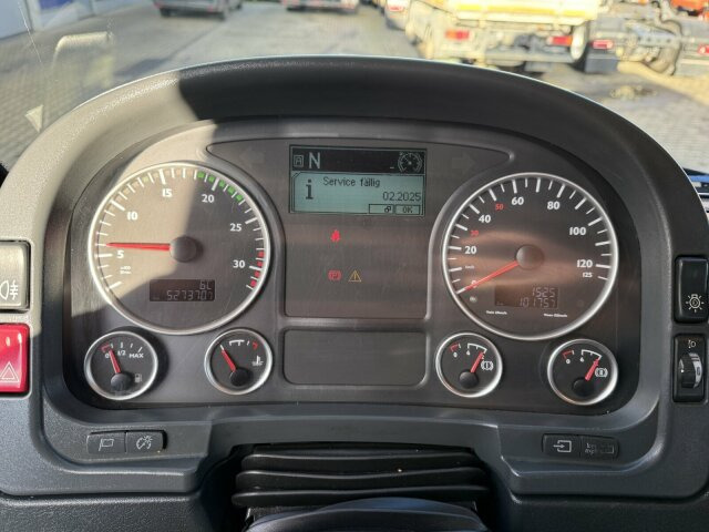 MAN TGM 15.290 Kanalreiniger HD Pumpe Müller Aufbau - Vakum kamion: slika MAN TGM 15.290 Kanalreiniger HD Pumpe Müller Aufbau - Vakum kamion MAN TGM 15.290 Kanalreiniger HD Pumpe Müller Aufbau - Vakum kamion: slika MAN TGM 15.290 Kanalreiniger HD Pumpe Müller Aufbau - Vakum kamion