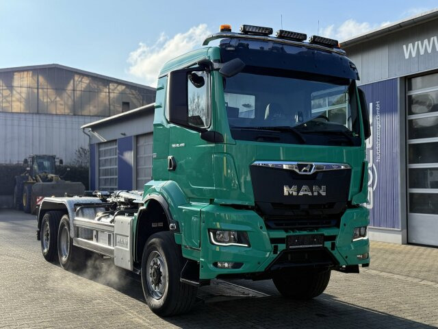 MAN TGS 28.480 6x4 Abrollkipper Meiller RS21.65 - Kamion s kukastom dizalicom: slika MAN TGS 28.480 6x4 Abrollkipper Meiller RS21.65 - Kamion s kukastom dizalicom MAN TGS 28.480 6x4 Abrollkipper Meiller RS21.65 - Kamion s kukastom dizalicom: slika MAN TGS 28.480 6x4 Abrollkipper Meiller RS21.65 - Kamion s kukastom dizalicom