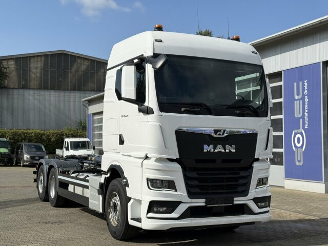MAN TGX 26.520 6x2 Abrollkipper MEILLER RS 21.70 - Kamion s kukastom dizalicom: slika MAN TGX 26.520 6x2 Abrollkipper MEILLER RS 21.70 - Kamion s kukastom dizalicom MAN TGX 26.520 6x2 Abrollkipper MEILLER RS 21.70 - Kamion s kukastom dizalicom: slika MAN TGX 26.520 6x2 Abrollkipper MEILLER RS 21.70 - Kamion s kukastom dizalicom
