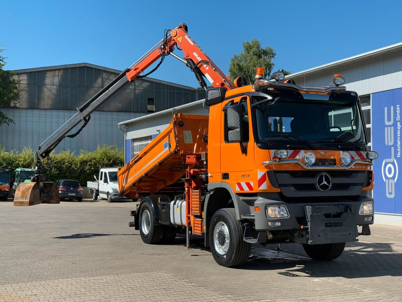 Mercedes-Benz ACTROS 2044 4x4 Kipper Kran ATLAS 65.2 A2L - Kiper, Kamion s kranom: slika Mercedes-Benz ACTROS 2044 4x4 Kipper Kran ATLAS 65.2 A2L - Kiper, Kamion s kranom Mercedes-Benz ACTROS 2044 4x4 Kipper Kran ATLAS 65.2 A2L - Kiper, Kamion s kranom: slika Mercedes-Benz ACTROS 2044 4x4 Kipper Kran ATLAS 65.2 A2L - Kiper, Kamion s kranom