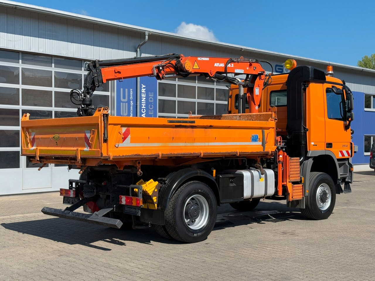 Mercedes-Benz ACTROS 2044 4x4 Kipper Kran ATLAS 65.2 A2L - Kiper, Kamion s kranom: slika Mercedes-Benz ACTROS 2044 4x4 Kipper Kran ATLAS 65.2 A2L - Kiper, Kamion s kranom Mercedes-Benz ACTROS 2044 4x4 Kipper Kran ATLAS 65.2 A2L - Kiper, Kamion s kranom: slika Mercedes-Benz ACTROS 2044 4x4 Kipper Kran ATLAS 65.2 A2L - Kiper, Kamion s kranom