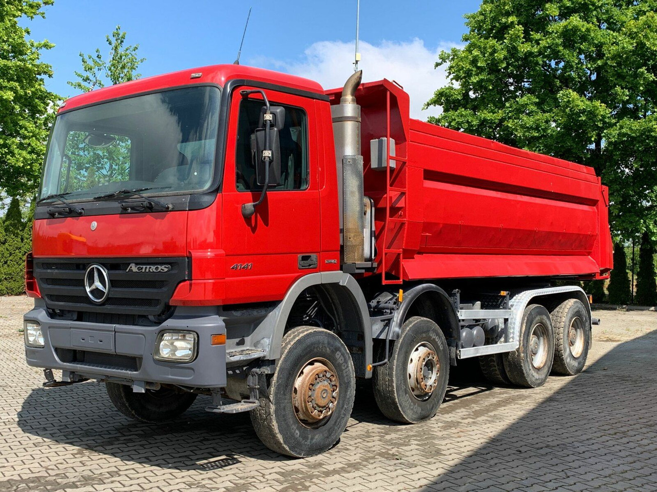 Mercedes-Benz ACTROS 4141 EURO4 8x8 Muldenkipper - Kiper: slika Mercedes-Benz ACTROS 4141 EURO4 8x8 Muldenkipper - Kiper Mercedes-Benz ACTROS 4141 EURO4 8x8 Muldenkipper - Kiper: slika Mercedes-Benz ACTROS 4141 EURO4 8x8 Muldenkipper - Kiper
