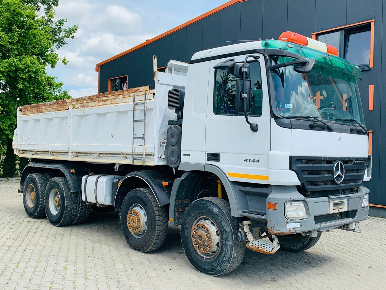 Mercedes-Benz ACTROS 4144 8x8 EURO4 DSK Meiller - Kiper: slika Mercedes-Benz ACTROS 4144 8x8 EURO4 DSK Meiller - Kiper Mercedes-Benz ACTROS 4144 8x8 EURO4 DSK Meiller - Kiper: slika Mercedes-Benz ACTROS 4144 8x8 EURO4 DSK Meiller - Kiper