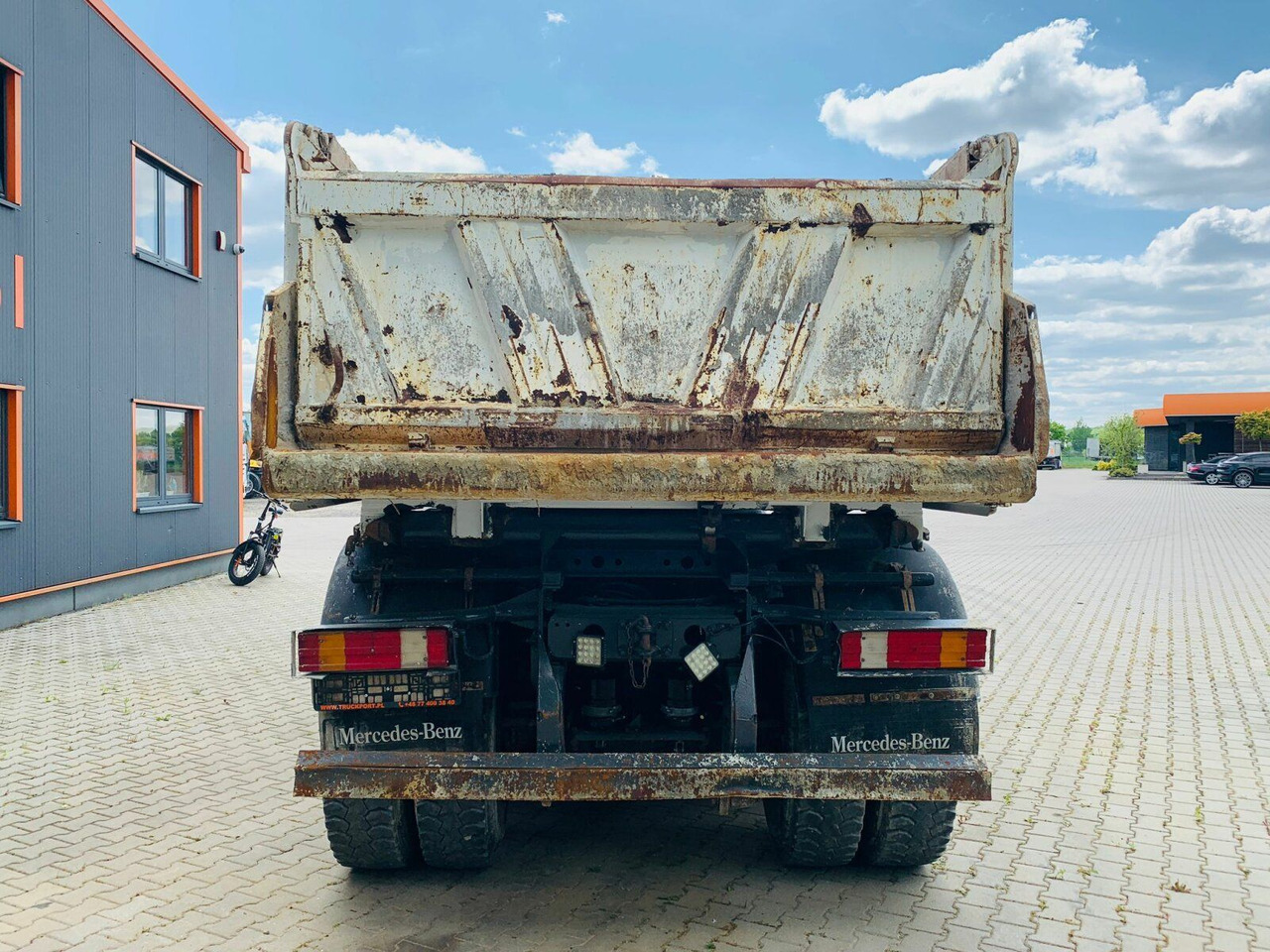 Mercedes-Benz ACTROS 4144 8x8 EURO4 DSK Meiller - Kiper: slika Mercedes-Benz ACTROS 4144 8x8 EURO4 DSK Meiller - Kiper Mercedes-Benz ACTROS 4144 8x8 EURO4 DSK Meiller - Kiper: slika Mercedes-Benz ACTROS 4144 8x8 EURO4 DSK Meiller - Kiper