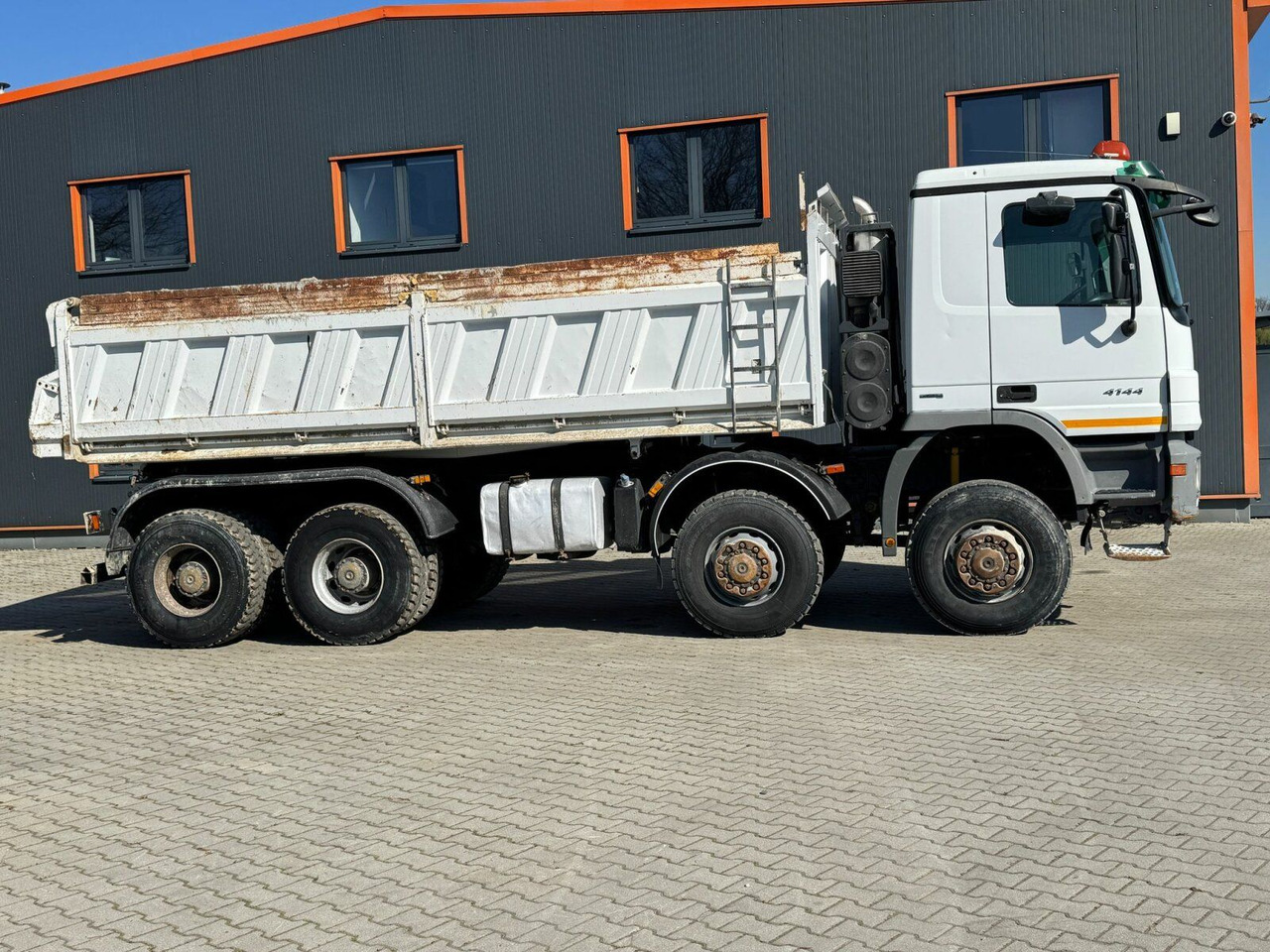 Mercedes-Benz ACTROS 4144 8x8 EURO4 DSK Meiller - Kiper: slika Mercedes-Benz ACTROS 4144 8x8 EURO4 DSK Meiller - Kiper Mercedes-Benz ACTROS 4144 8x8 EURO4 DSK Meiller - Kiper: slika Mercedes-Benz ACTROS 4144 8x8 EURO4 DSK Meiller - Kiper