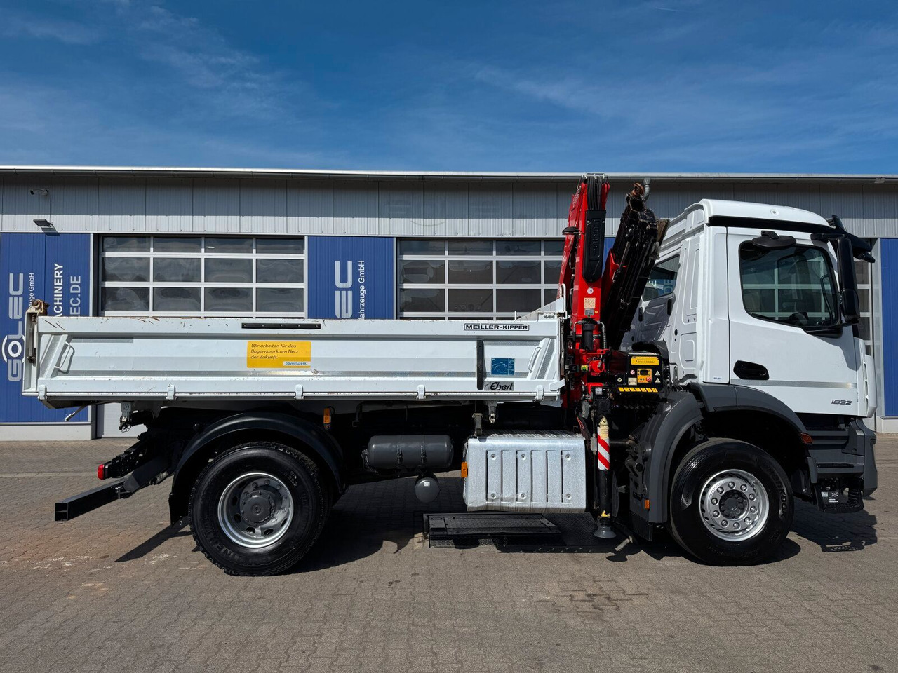 Mercedes-Benz AROCS 1832 4x2 Euro 6 Kipper Kran FASSI F120FB - Kiper, Kamion s kranom: slika Mercedes-Benz AROCS 1832 4x2 Euro 6 Kipper Kran FASSI F120FB - Kiper, Kamion s kranom Mercedes-Benz AROCS 1832 4x2 Euro 6 Kipper Kran FASSI F120FB - Kiper, Kamion s kranom: slika Mercedes-Benz AROCS 1832 4x2 Euro 6 Kipper Kran FASSI F120FB - Kiper, Kamion s kranom