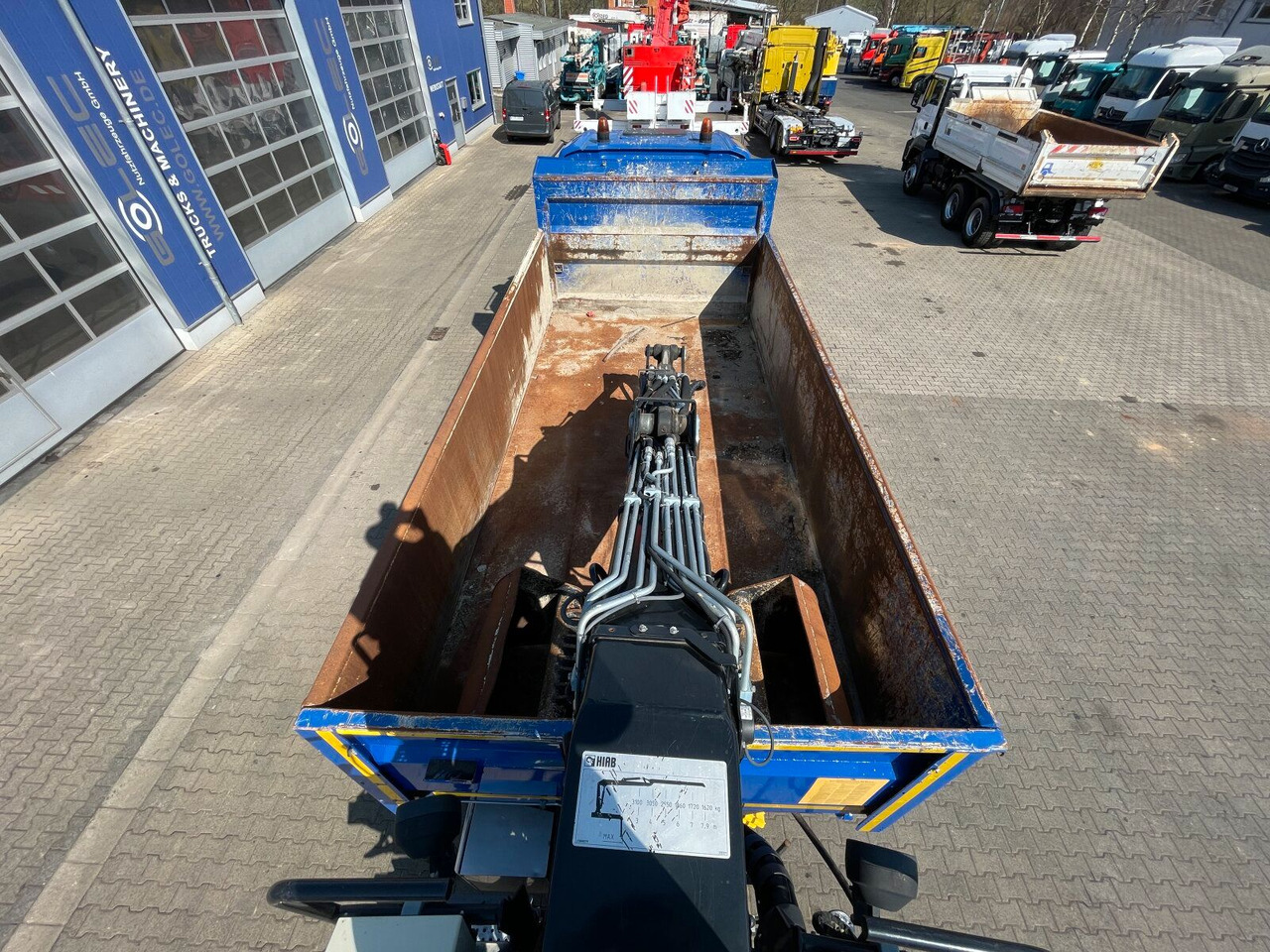 Mercedes-Benz AROCS 2536 6x2*4 Kipper Kran HIAB - Kamion s kranom: slika Mercedes-Benz AROCS 2536 6x2*4 Kipper Kran HIAB - Kamion s kranom Mercedes-Benz AROCS 2536 6x2*4 Kipper Kran HIAB - Kamion s kranom: slika Mercedes-Benz AROCS 2536 6x2*4 Kipper Kran HIAB - Kamion s kranom