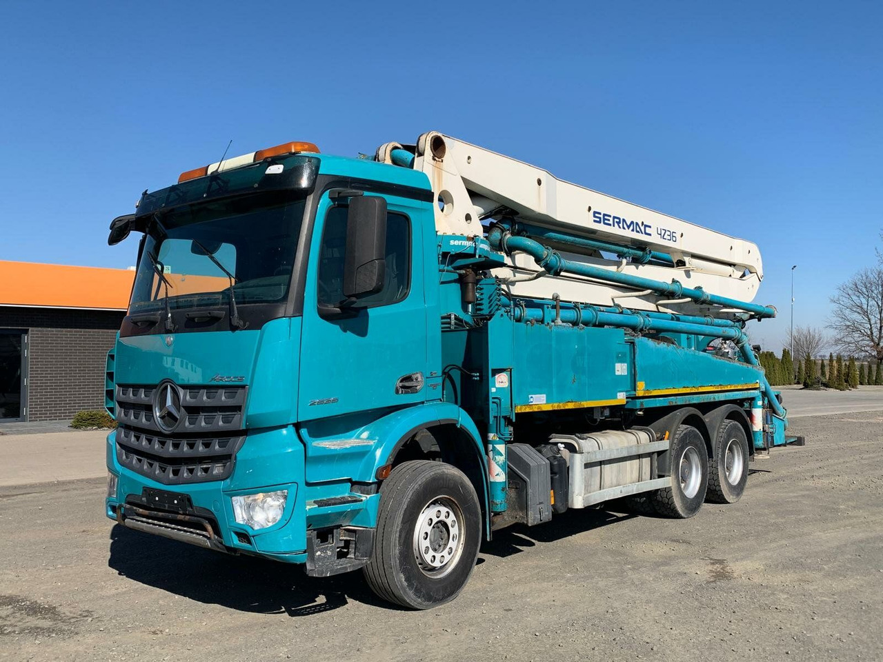 Mercedes-Benz AROCS 2636 6x4 Euro 6 Betonpumpe SERMAC 4Z36 - Beton pumpa: slika Mercedes-Benz AROCS 2636 6x4 Euro 6 Betonpumpe SERMAC 4Z36 - Beton pumpa Mercedes-Benz AROCS 2636 6x4 Euro 6 Betonpumpe SERMAC 4Z36 - Beton pumpa: slika Mercedes-Benz AROCS 2636 6x4 Euro 6 Betonpumpe SERMAC 4Z36 - Beton pumpa