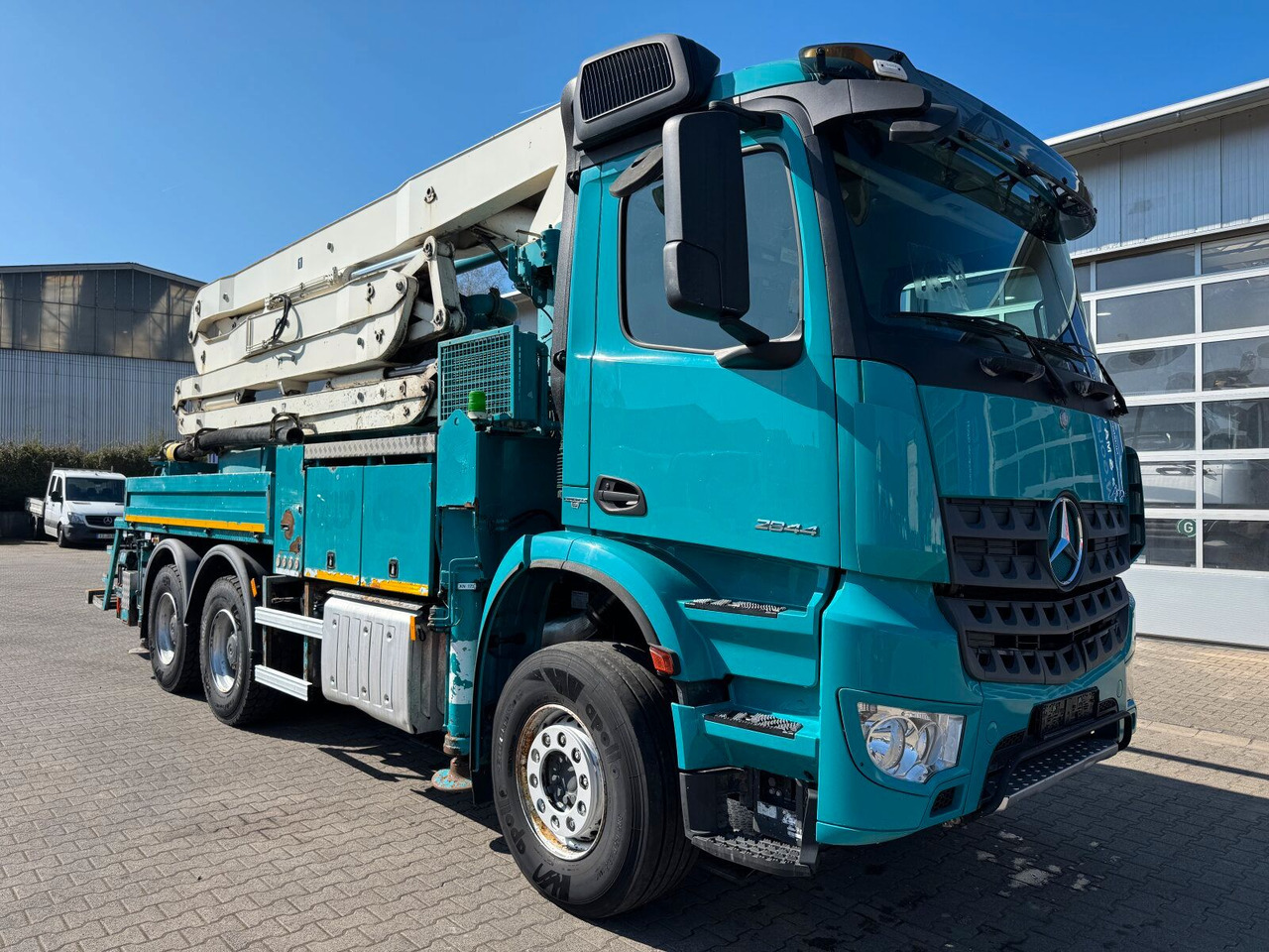 Mercedes-Benz AROCS 2844 6x4 Euro 6 Betonpumpe SERMAC 5Z33 - Beton pumpa: slika Mercedes-Benz AROCS 2844 6x4 Euro 6 Betonpumpe SERMAC 5Z33 - Beton pumpa Mercedes-Benz AROCS 2844 6x4 Euro 6 Betonpumpe SERMAC 5Z33 - Beton pumpa: slika Mercedes-Benz AROCS 2844 6x4 Euro 6 Betonpumpe SERMAC 5Z33 - Beton pumpa