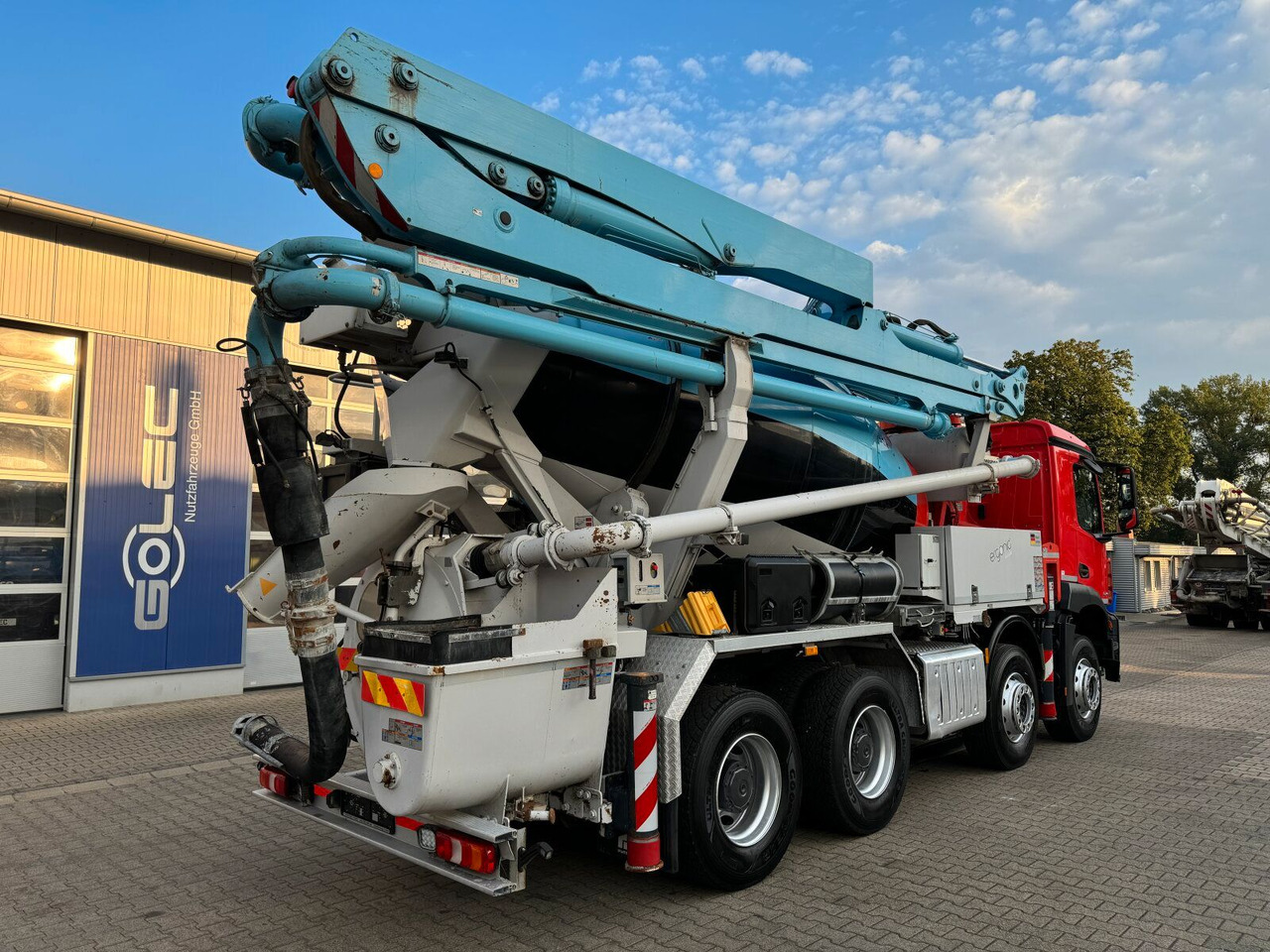 Mercedes-Benz AROCS 3243 8x4 Euro 6 Pumi Putzmeister TMM 24-3 - Automješalica: slika Mercedes-Benz AROCS 3243 8x4 Euro 6 Pumi Putzmeister TMM 24-3 - Automješalica Mercedes-Benz AROCS 3243 8x4 Euro 6 Pumi Putzmeister TMM 24-3 - Automješalica: slika Mercedes-Benz AROCS 3243 8x4 Euro 6 Pumi Putzmeister TMM 24-3 - Automješalica