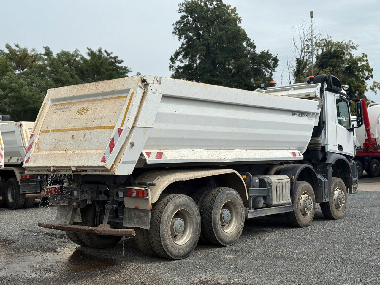 Mercedes-Benz AROCS 4145 8x8 Meiller Muldenkipper - Kiper: slika Mercedes-Benz AROCS 4145 8x8 Meiller Muldenkipper - Kiper Mercedes-Benz AROCS 4145 8x8 Meiller Muldenkipper - Kiper: slika Mercedes-Benz AROCS 4145 8x8 Meiller Muldenkipper - Kiper