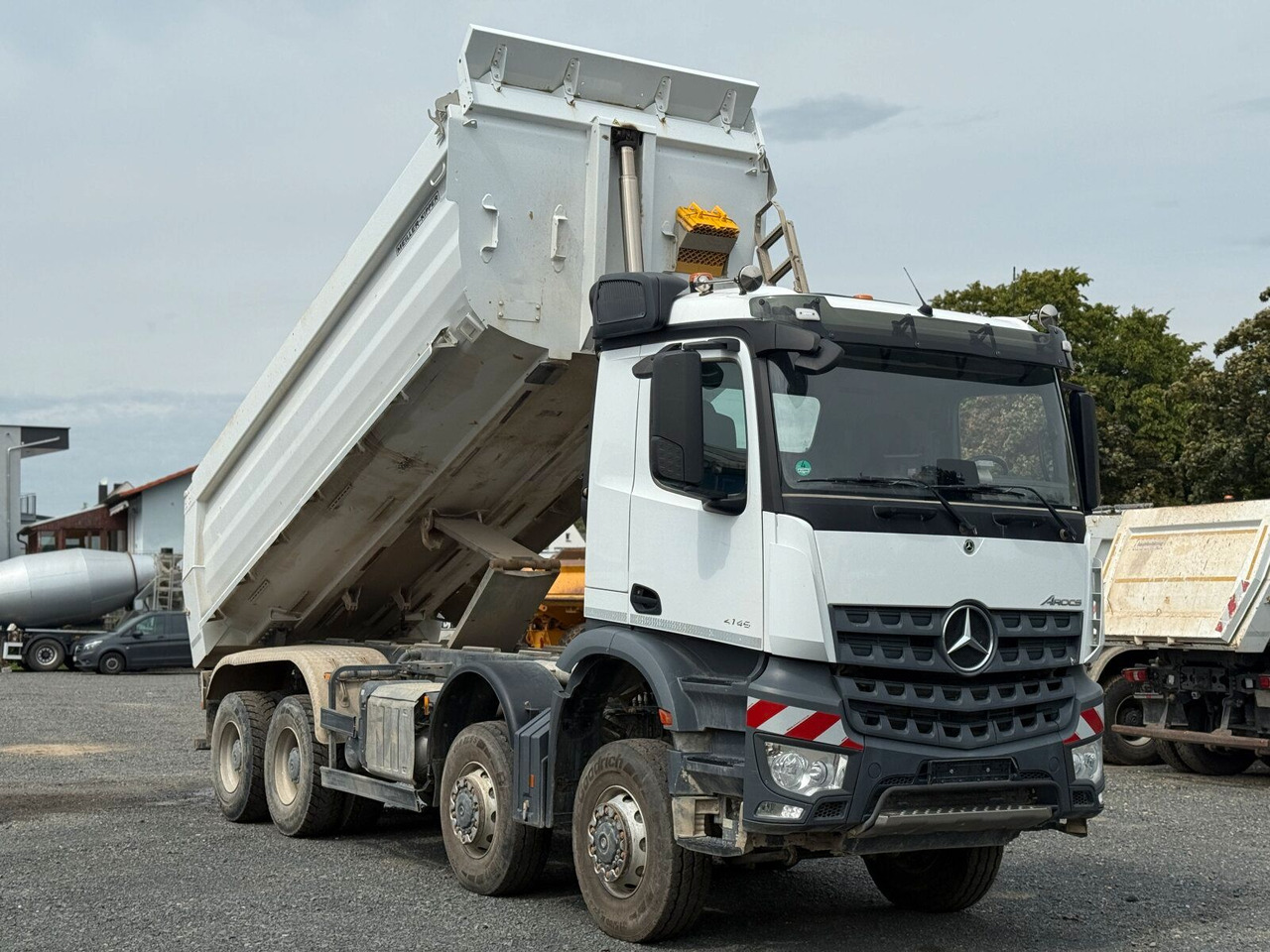 Mercedes-Benz AROCS 4145 8x8 Meiller Muldenkipper - Kiper: slika Mercedes-Benz AROCS 4145 8x8 Meiller Muldenkipper - Kiper Mercedes-Benz AROCS 4145 8x8 Meiller Muldenkipper - Kiper: slika Mercedes-Benz AROCS 4145 8x8 Meiller Muldenkipper - Kiper