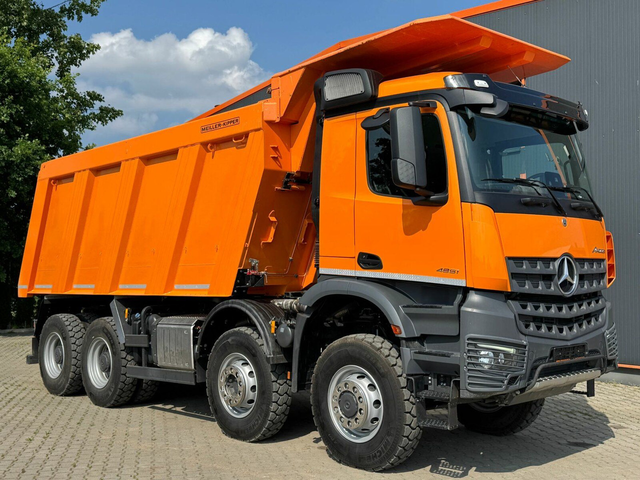 Mercedes-Benz AROCS 4851 8x6 Euro 6 Gesteinkipper MEILLER 25m³ - Kiper: slika Mercedes-Benz AROCS 4851 8x6 Euro 6 Gesteinkipper MEILLER 25m³ - Kiper Mercedes-Benz AROCS 4851 8x6 Euro 6 Gesteinkipper MEILLER 25m³ - Kiper: slika Mercedes-Benz AROCS 4851 8x6 Euro 6 Gesteinkipper MEILLER 25m³ - Kiper