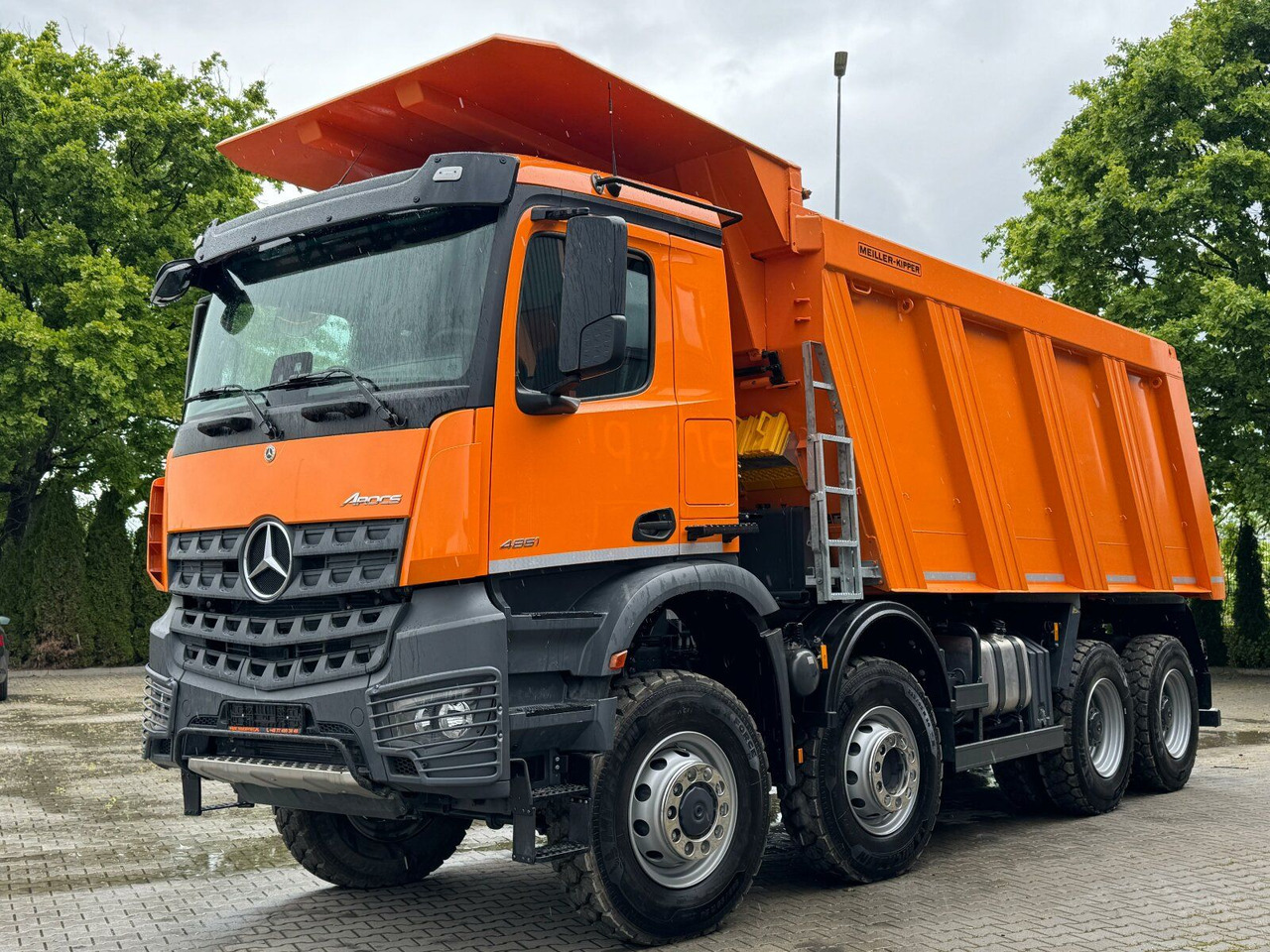 Mercedes-Benz AROCS 4851 8x6 Euro 6 Gesteinkipper MEILLER - Kiper: slika Mercedes-Benz AROCS 4851 8x6 Euro 6 Gesteinkipper MEILLER - Kiper Mercedes-Benz AROCS 4851 8x6 Euro 6 Gesteinkipper MEILLER - Kiper: slika Mercedes-Benz AROCS 4851 8x6 Euro 6 Gesteinkipper MEILLER - Kiper