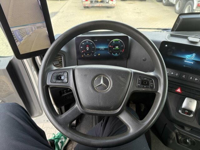 Mercedes-Benz Arocs 3246 8x4 Abrollkipper Kran Palfinger 19001 - Kamion s kukastom dizalicom, Kamion s kranom: slika Mercedes-Benz Arocs 3246 8x4 Abrollkipper Kran Palfinger 19001 - Kamion s kukastom dizalicom, Kamion s kranom Mercedes-Benz Arocs 3246 8x4 Abrollkipper Kran Palfinger 19001 - Kamion s kukastom dizalicom, Kamion s kranom: slika Mercedes-Benz Arocs 3246 8x4 Abrollkipper Kran Palfinger 19001 - Kamion s kukastom dizalicom, Kamion s kranom