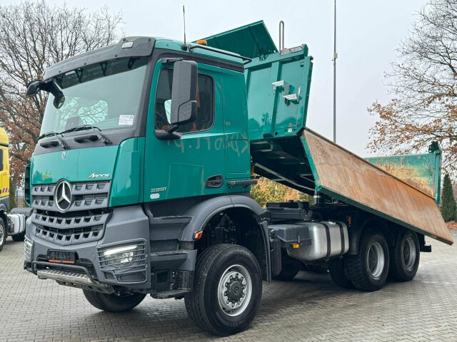 Mercedes-Benz Arocs 3351 6x6 Kipper Bordmatic Meiller - Kiper: slika Mercedes-Benz Arocs 3351 6x6 Kipper Bordmatic Meiller - Kiper Mercedes-Benz Arocs 3351 6x6 Kipper Bordmatic Meiller - Kiper: slika Mercedes-Benz Arocs 3351 6x6 Kipper Bordmatic Meiller - Kiper