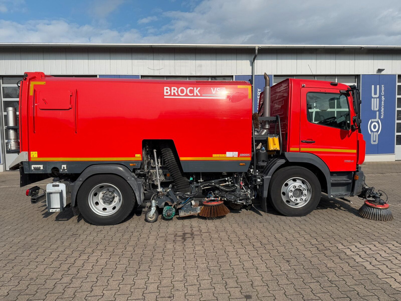 Mercedes-Benz Atego 1324 4x2 Kehrmaschine BROCK HD Anlage - Cestovna čistilica: slika Mercedes-Benz Atego 1324 4x2 Kehrmaschine BROCK HD Anlage - Cestovna čistilica Mercedes-Benz Atego 1324 4x2 Kehrmaschine BROCK HD Anlage - Cestovna čistilica: slika Mercedes-Benz Atego 1324 4x2 Kehrmaschine BROCK HD Anlage - Cestovna čistilica
