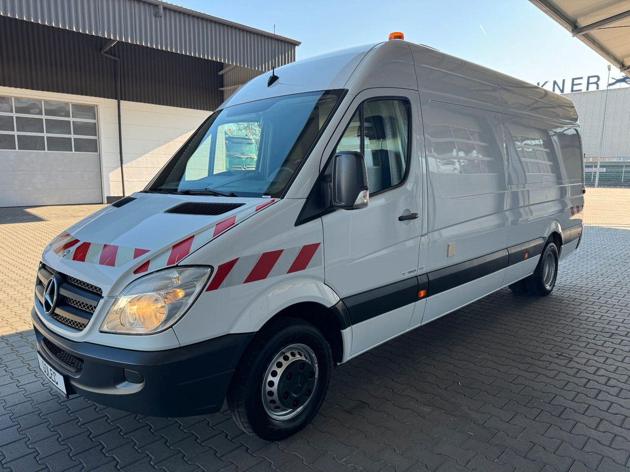 Mercedes-Benz Sprinter MB TV-Fzg mit Rausch Inspektion Einheit - Vakum kamion: slika Mercedes-Benz Sprinter MB TV-Fzg mit Rausch Inspektion Einheit - Vakum kamion Mercedes-Benz Sprinter MB TV-Fzg mit Rausch Inspektion Einheit - Vakum kamion: slika Mercedes-Benz Sprinter MB TV-Fzg mit Rausch Inspektion Einheit - Vakum kamion