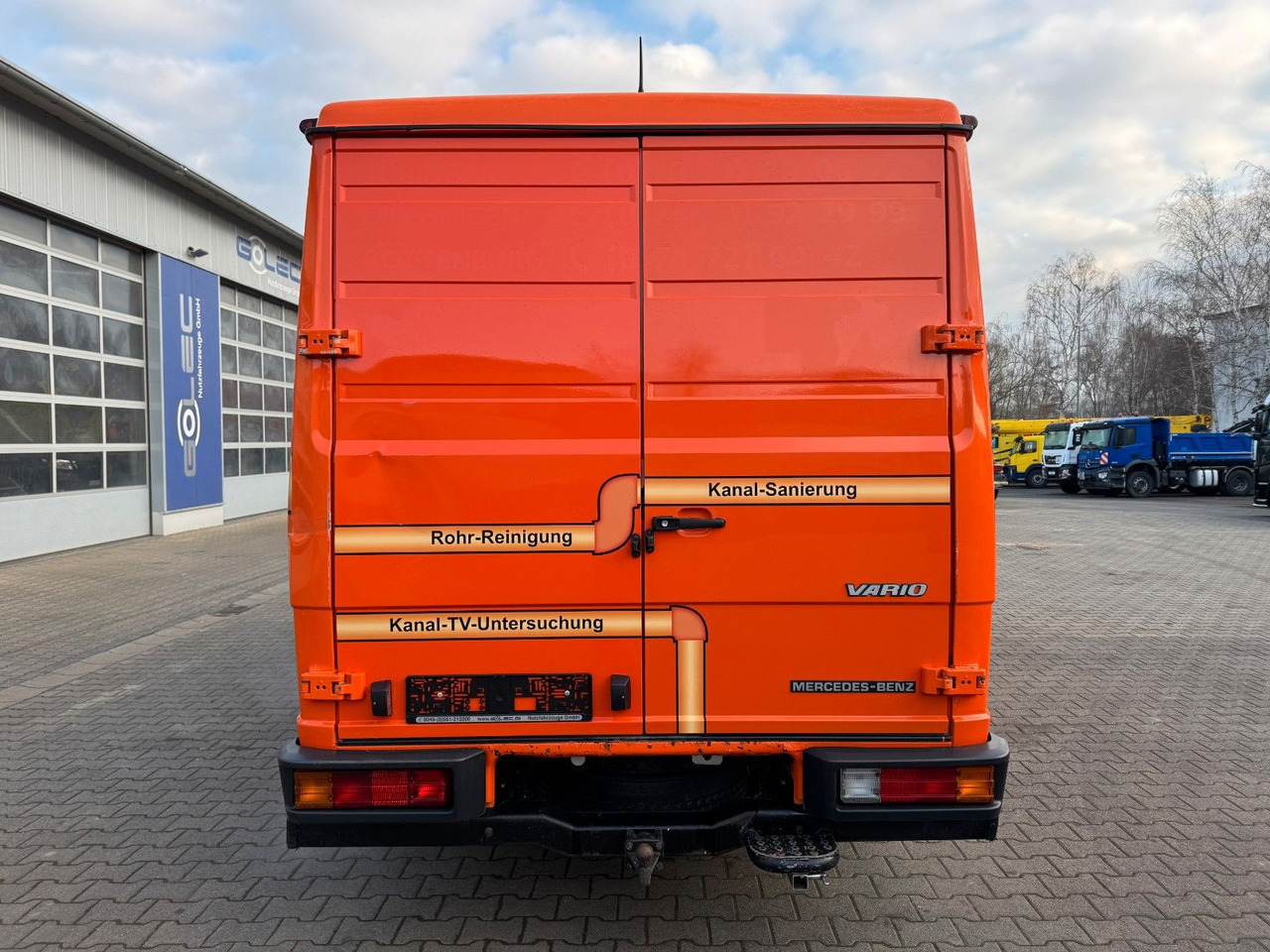 Mercedes-Benz Vario 818D Kanalreiniger Rockstroh Drain Jet 100 - Vakum kamion: slika Mercedes-Benz Vario 818D Kanalreiniger Rockstroh Drain Jet 100 - Vakum kamion Mercedes-Benz Vario 818D Kanalreiniger Rockstroh Drain Jet 100 - Vakum kamion: slika Mercedes-Benz Vario 818D Kanalreiniger Rockstroh Drain Jet 100 - Vakum kamion