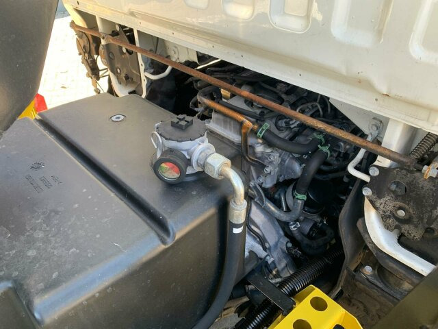 Nissan Cabstar 4x2 Ruthmann Steiger TB 270 - Podizna platforma montirana na kamion: slika Nissan Cabstar 4x2 Ruthmann Steiger TB 270 - Podizna platforma montirana na kamion Nissan Cabstar 4x2 Ruthmann Steiger TB 270 - Podizna platforma montirana na kamion: slika Nissan Cabstar 4x2 Ruthmann Steiger TB 270 - Podizna platforma montirana na kamion