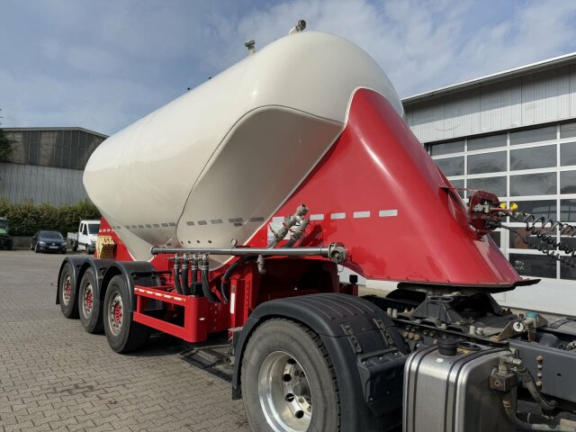 O.ME.P.S Silo Auflieger 27 m³ 3 Achs - Silos poluprikolica: slika O.ME.P.S Silo Auflieger 27 m³ 3 Achs - Silos poluprikolica O.ME.P.S Silo Auflieger 27 m³ 3 Achs - Silos poluprikolica: slika O.ME.P.S Silo Auflieger 27 m³ 3 Achs - Silos poluprikolica