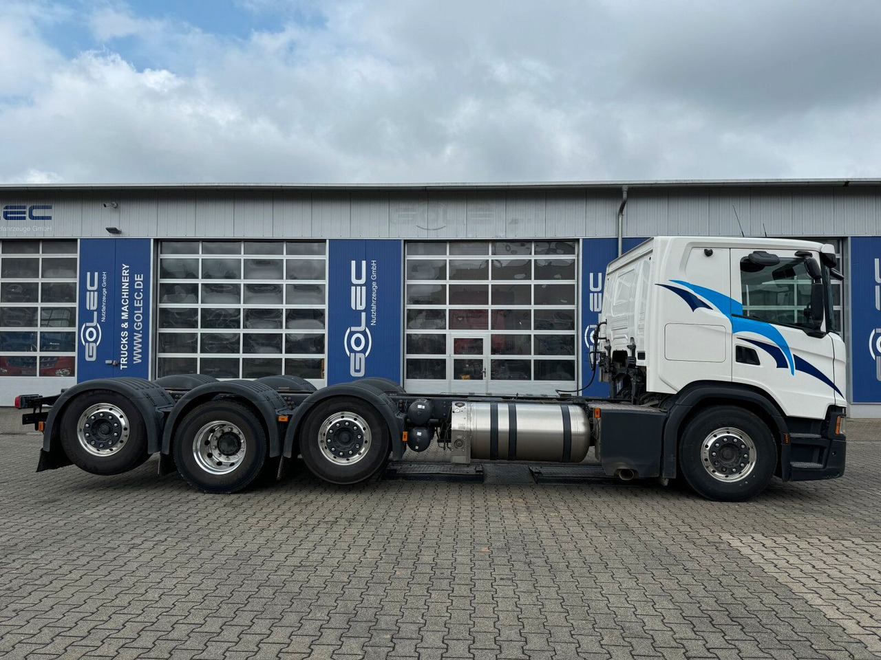 Scania G 410 B8x2*6 NB LNG Fahrgestell Nebenantrieb - Kamion-šasija, Kamion s kranom: slika Scania G 410 B8x2*6 NB LNG Fahrgestell Nebenantrieb - Kamion-šasija, Kamion s kranom Scania G 410 B8x2*6 NB LNG Fahrgestell Nebenantrieb - Kamion-šasija, Kamion s kranom: slika Scania G 410 B8x2*6 NB LNG Fahrgestell Nebenantrieb - Kamion-šasija, Kamion s kranom