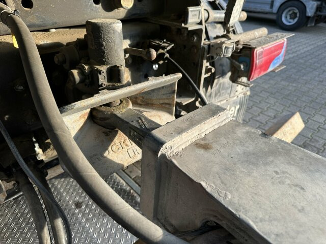 Schmitz Cargobull Gotha ZKD 18 Tandem Kipper Anhänger 2 Achse - Kiper prikolica: slika Schmitz Cargobull Gotha ZKD 18 Tandem Kipper Anhänger 2 Achse - Kiper prikolica Schmitz Cargobull Gotha ZKD 18 Tandem Kipper Anhänger 2 Achse - Kiper prikolica: slika Schmitz Cargobull Gotha ZKD 18 Tandem Kipper Anhänger 2 Achse - Kiper prikolica