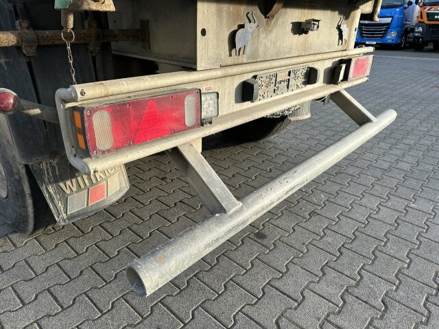 Schmitz Cargobull Gotha ZKD 18 Tandem Kipper Anhänger 2 Achse - Kiper prikolica: slika Schmitz Cargobull Gotha ZKD 18 Tandem Kipper Anhänger 2 Achse - Kiper prikolica Schmitz Cargobull Gotha ZKD 18 Tandem Kipper Anhänger 2 Achse - Kiper prikolica: slika Schmitz Cargobull Gotha ZKD 18 Tandem Kipper Anhänger 2 Achse - Kiper prikolica