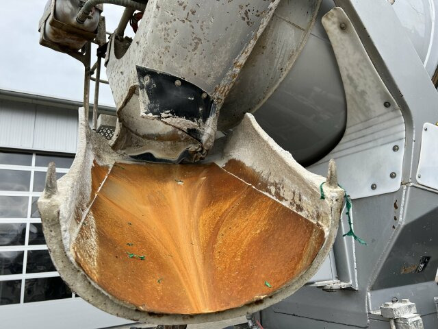 Schwing Stetter Betonmischer Auflieger 10 m³ - Poluprikolica mikser: slika Schwing Stetter Betonmischer Auflieger 10 m³ - Poluprikolica mikser Schwing Stetter Betonmischer Auflieger 10 m³ - Poluprikolica mikser: slika Schwing Stetter Betonmischer Auflieger 10 m³ - Poluprikolica mikser